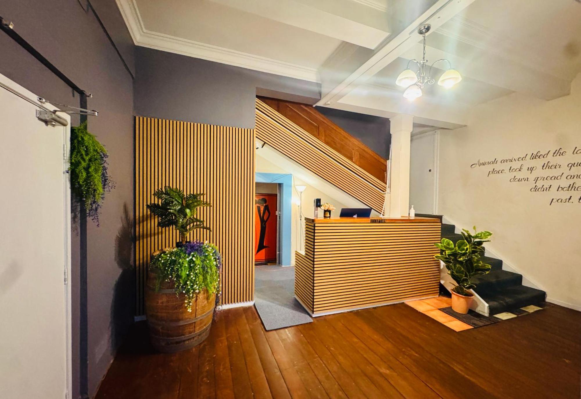 Crashpalace Backpackers Napier Esterno foto